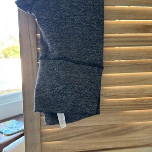 EUC lululemon leggings size 4